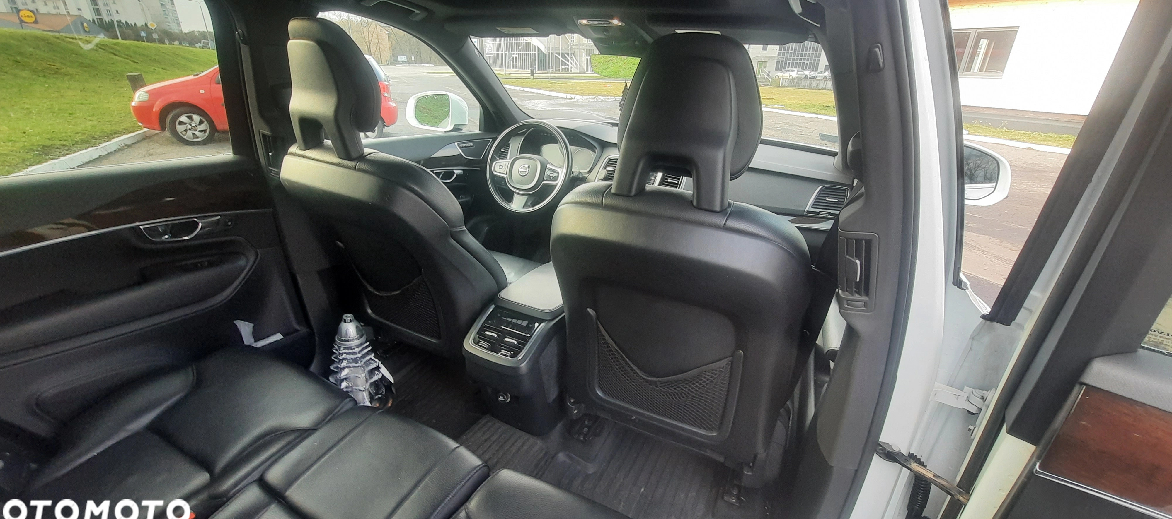 Volvo XC 90 cena 145000 przebieg: 98000, rok produkcji 2017 z Głuszyca małe 29